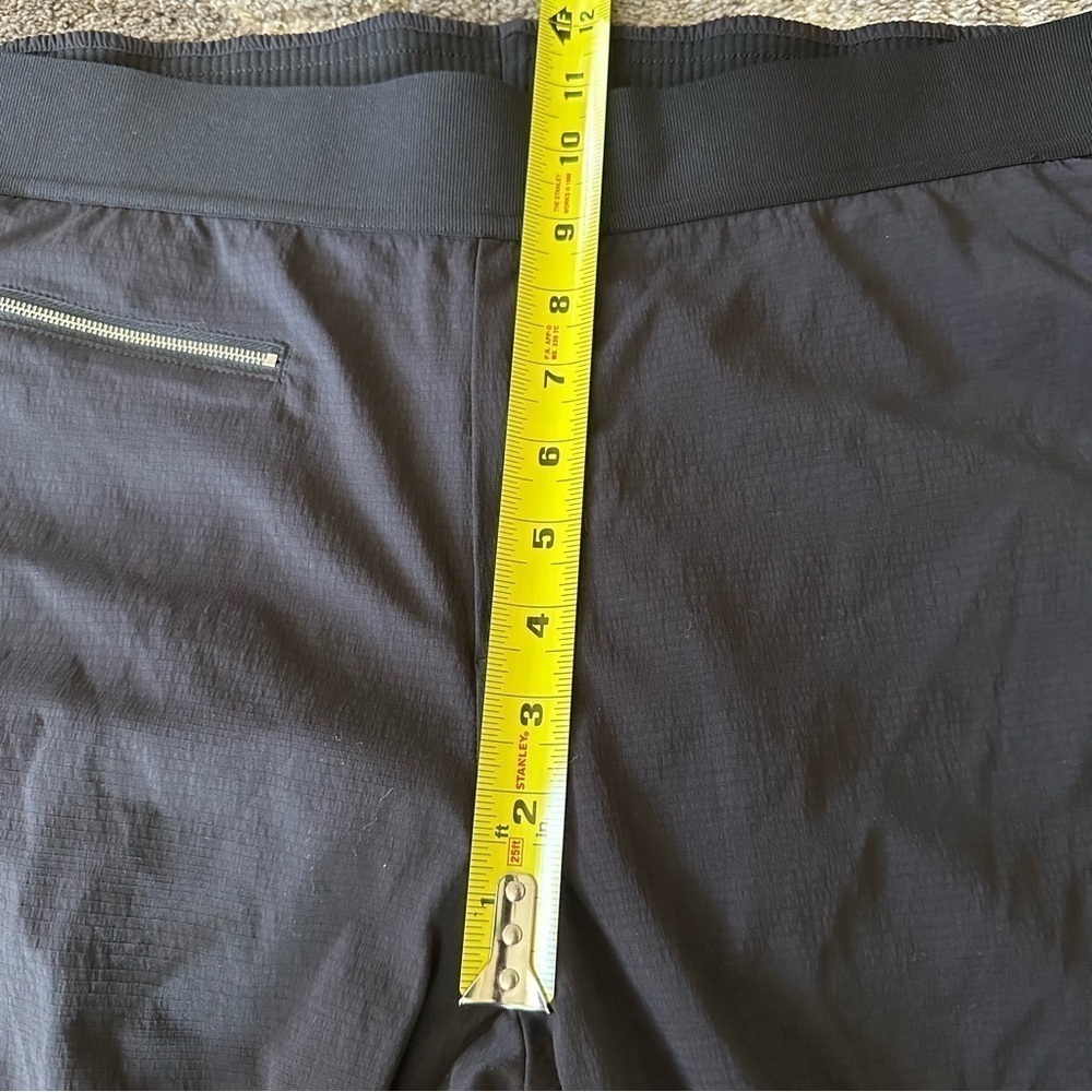 Athleta Mod Trekkie Crop Pants 16T Black - Picture 7 of 9